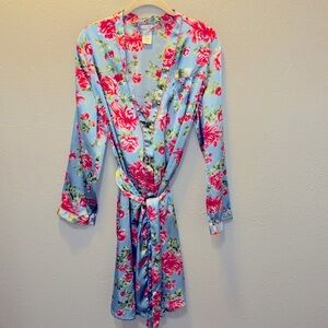 Cottage Core Victorian Floral Robe by Pink Satin Poly Women’s Sz Small Medium